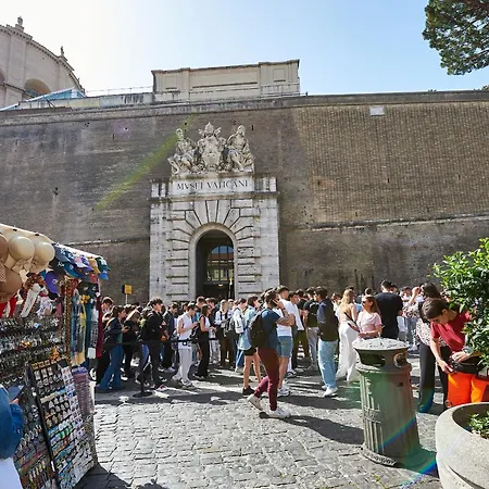 Irex Near Vatican Museum New *